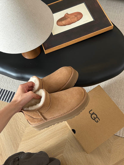 Guc New Platform ankle boots