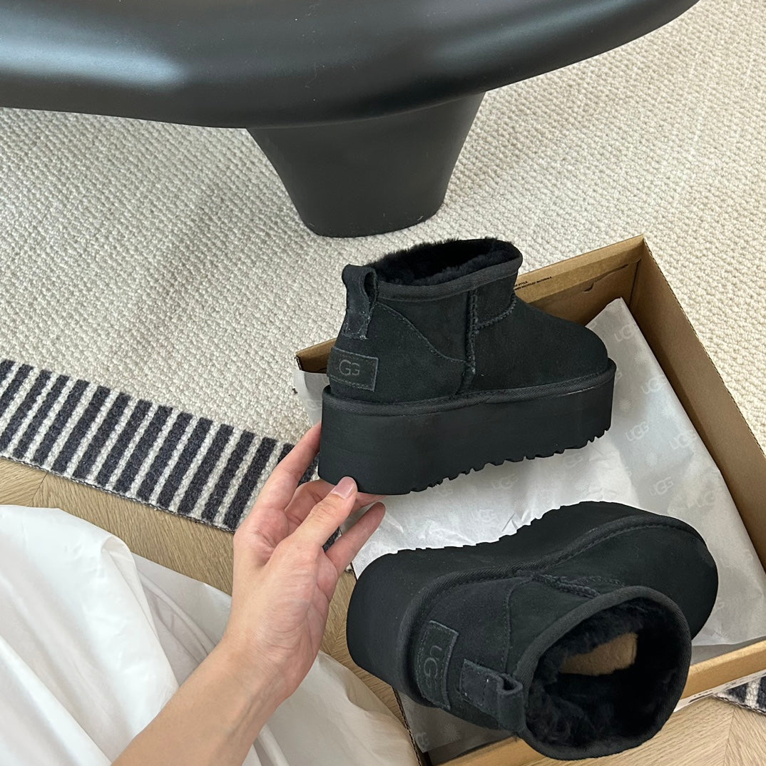 Guc New Platform ankle boots