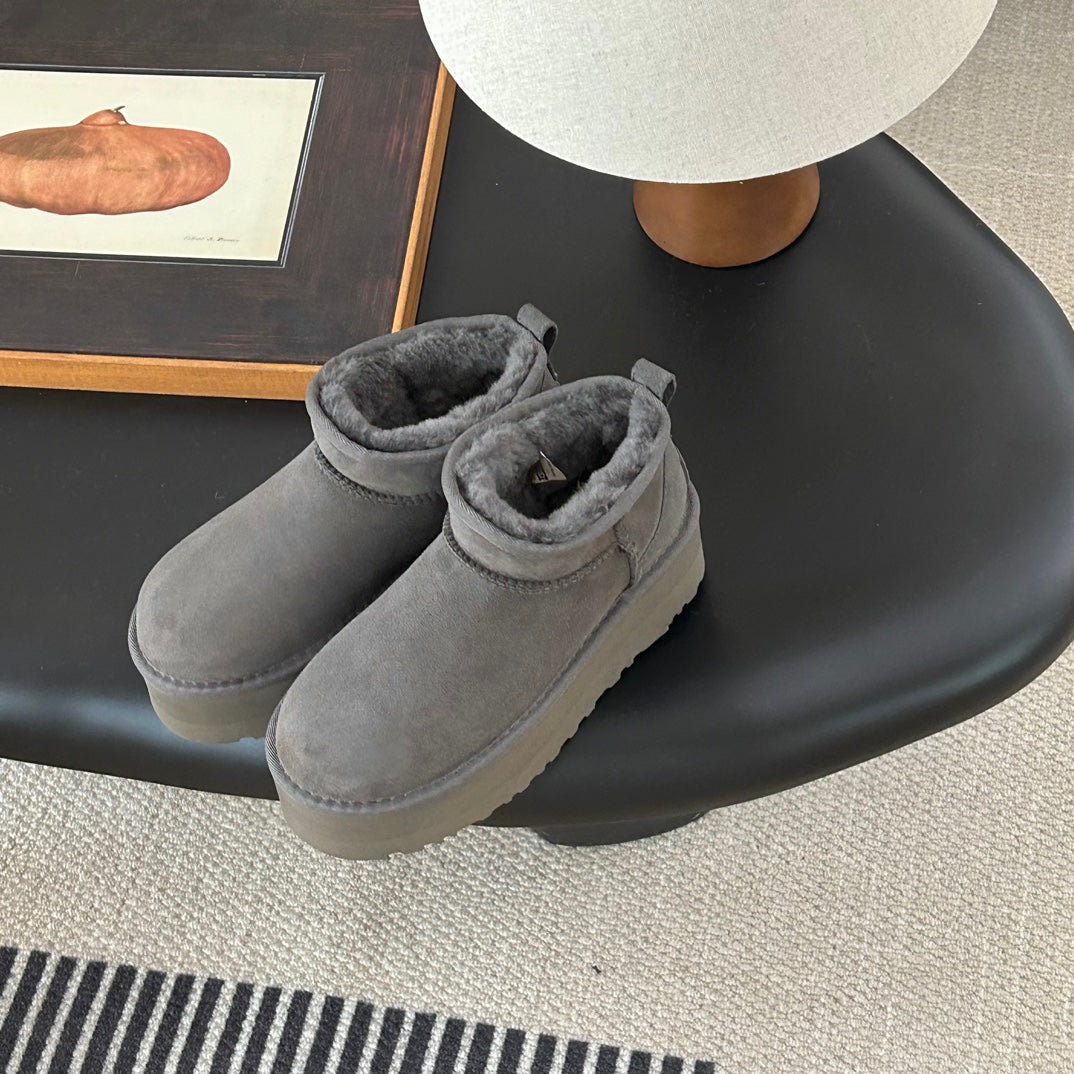 Guc New Platform ankle boots