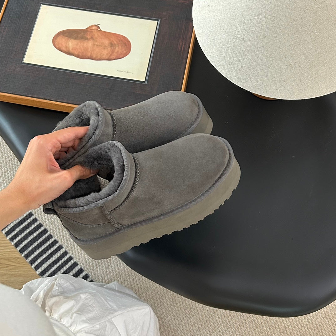 Guc New Platform ankle boots