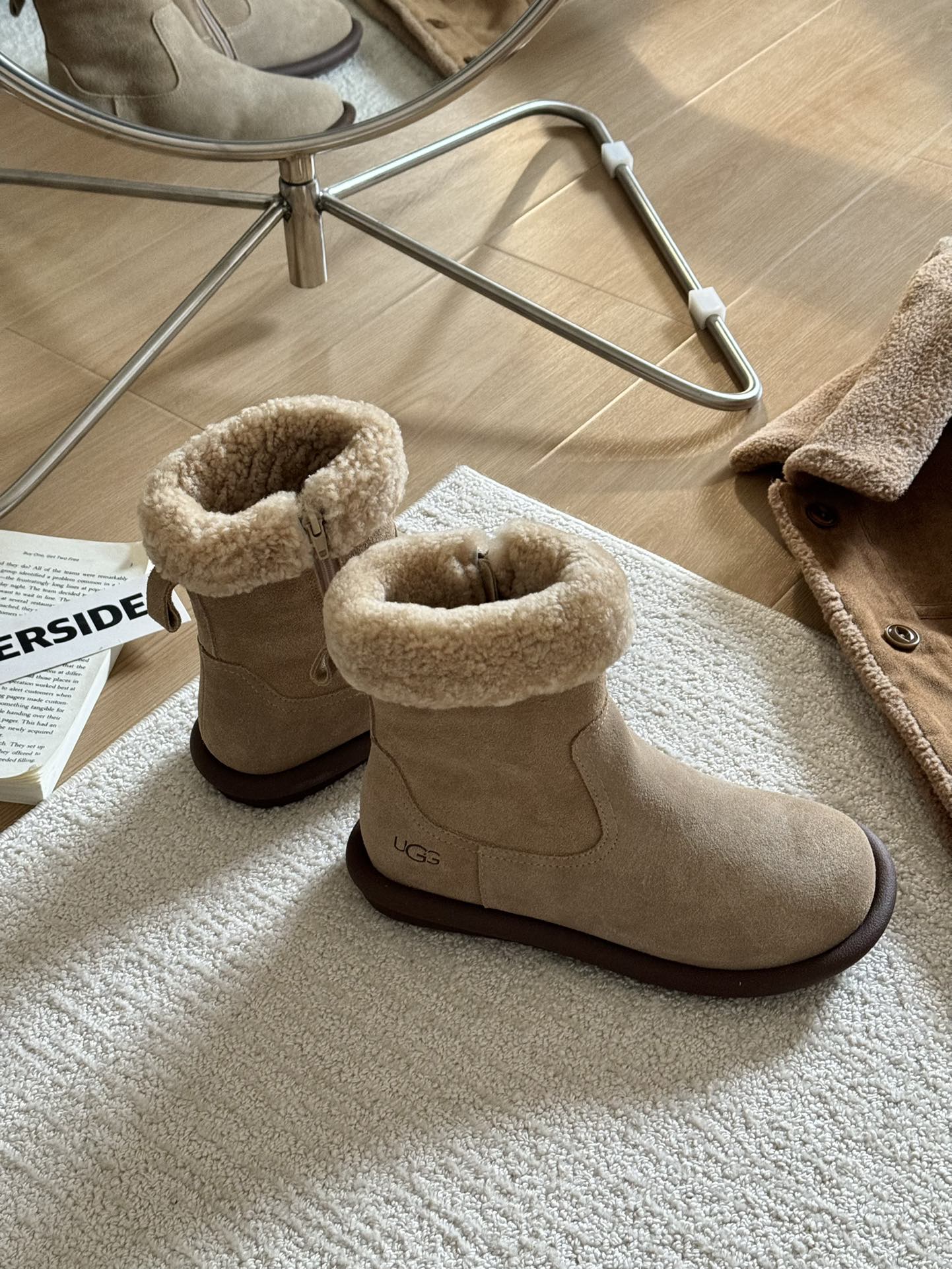 Guc New Handmade curly boots