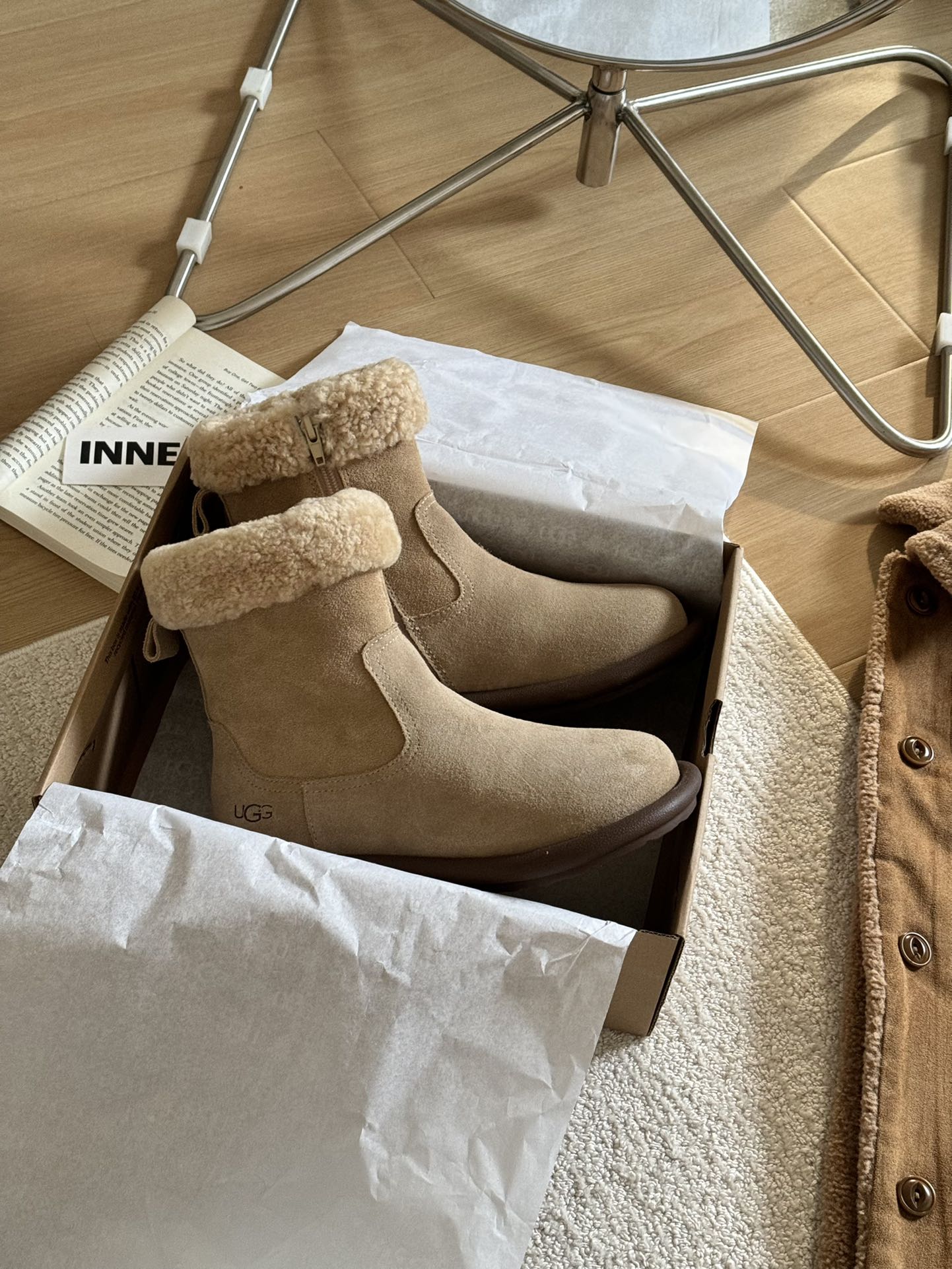 Guc New Handmade curly boots