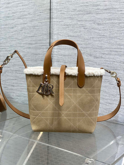 CD New Products Vertical Series Bags