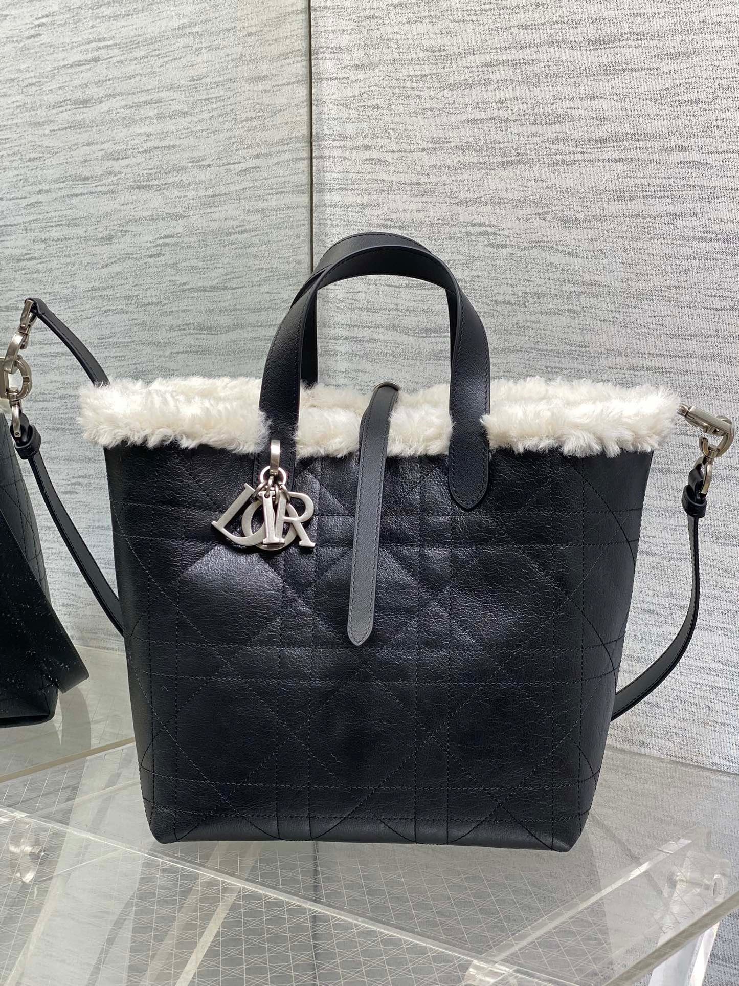 CD New Products Vertical Series Bags