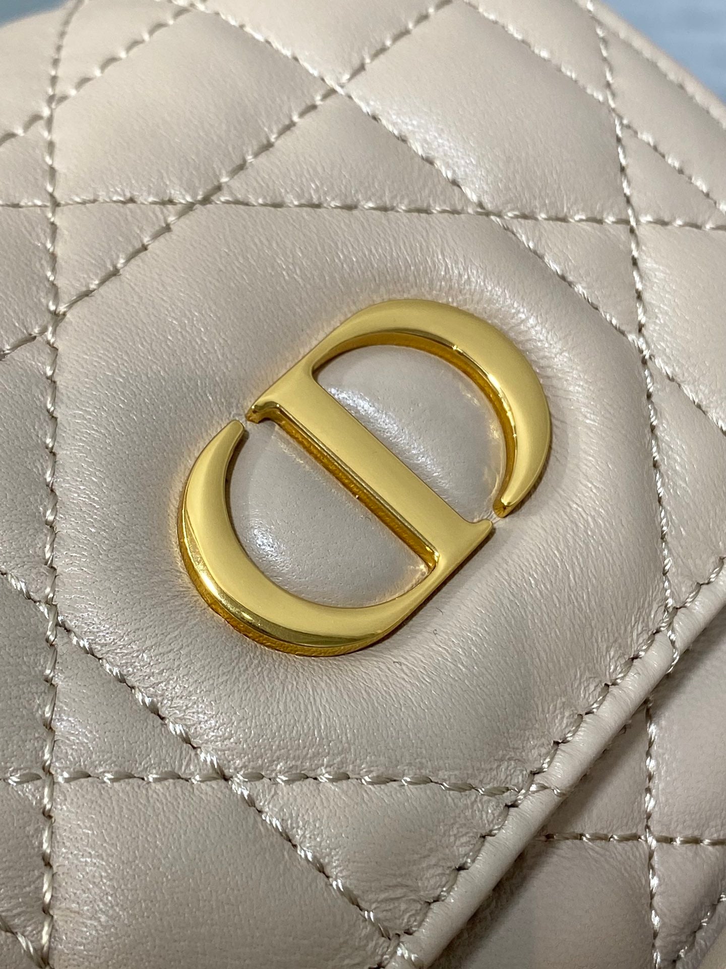 CD new product backpack