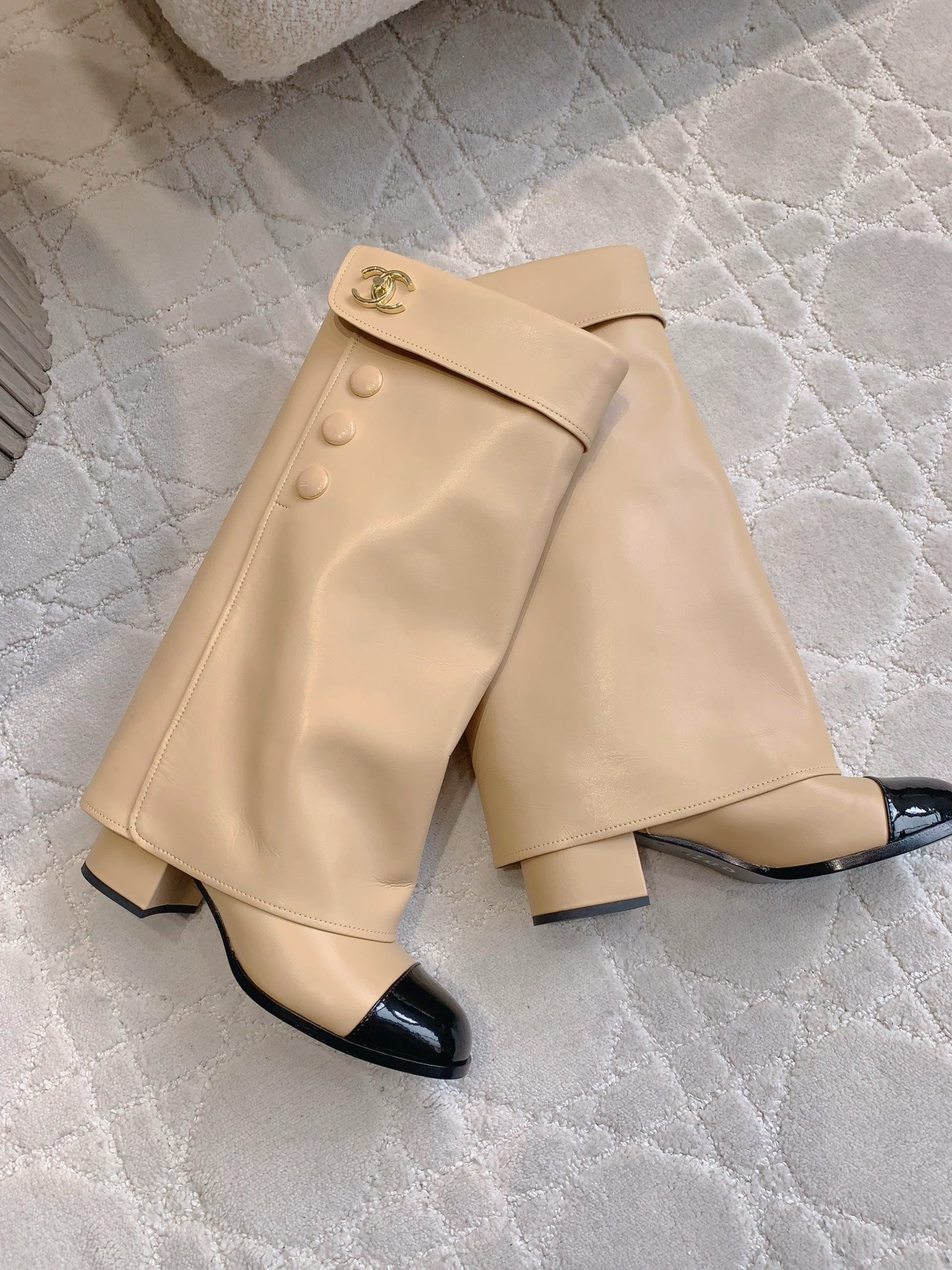 Chan New high-heeled boots