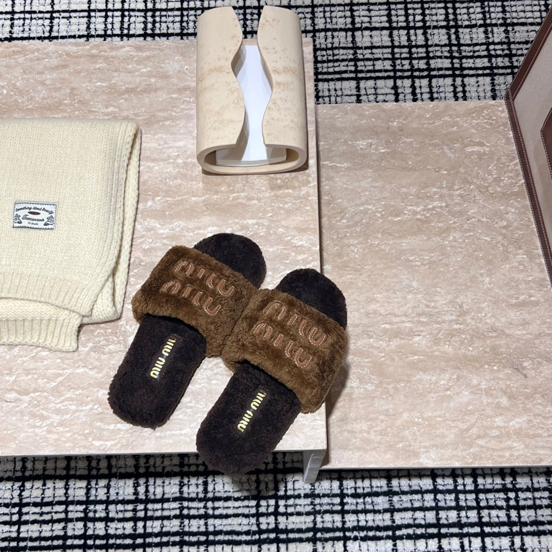 Miu New Lazy slippers