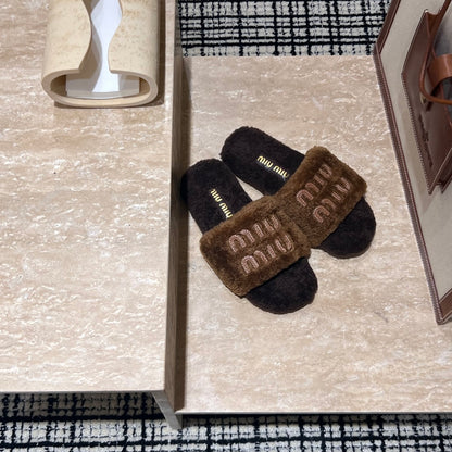 Miu New Lazy slippers
