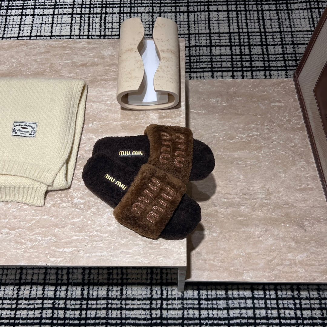 Miu New Lazy slippers