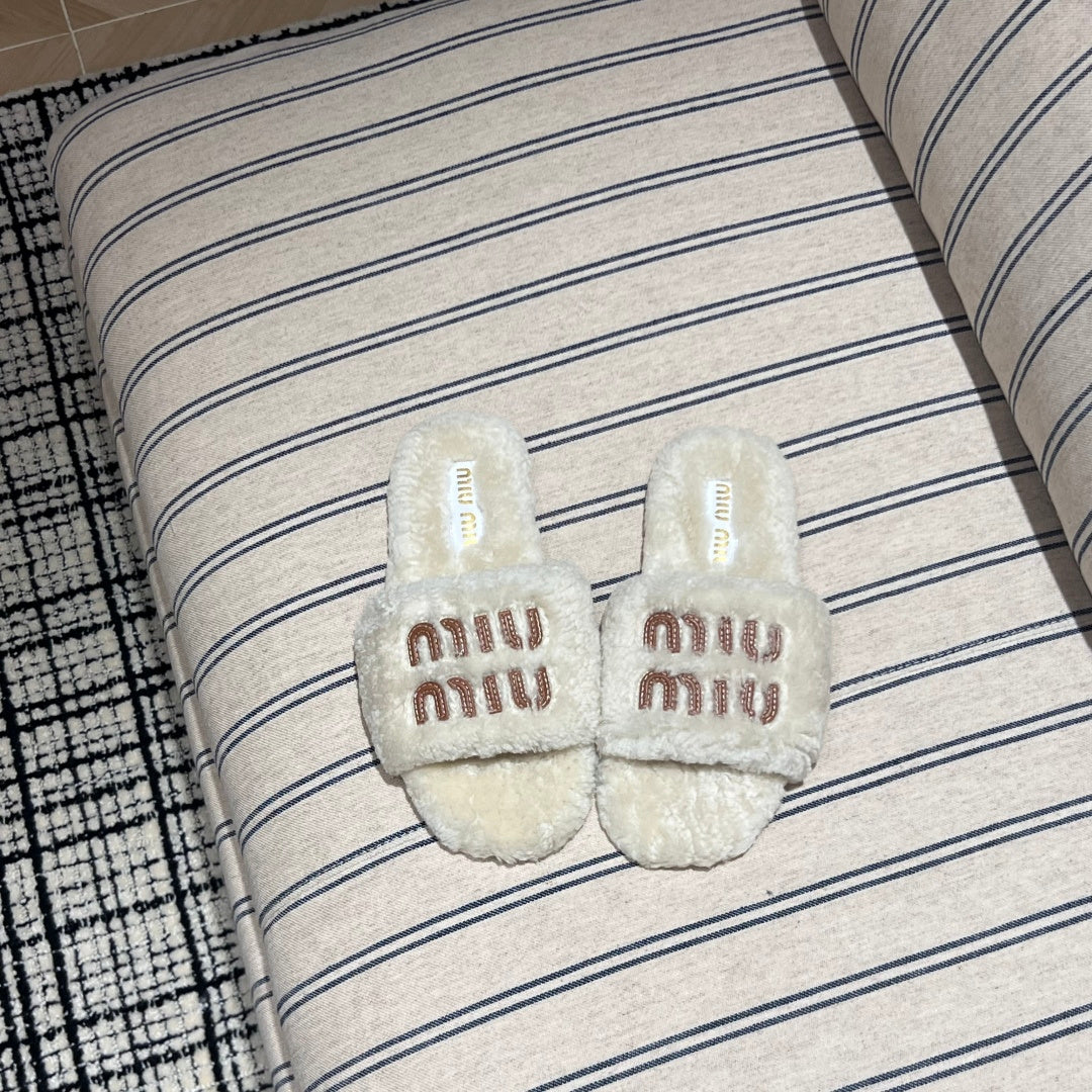 Miu New Lazy slippers