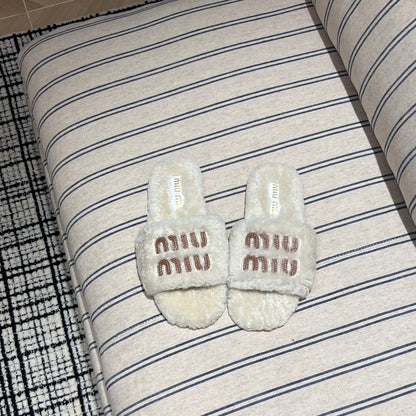 Miu New Lazy slippers