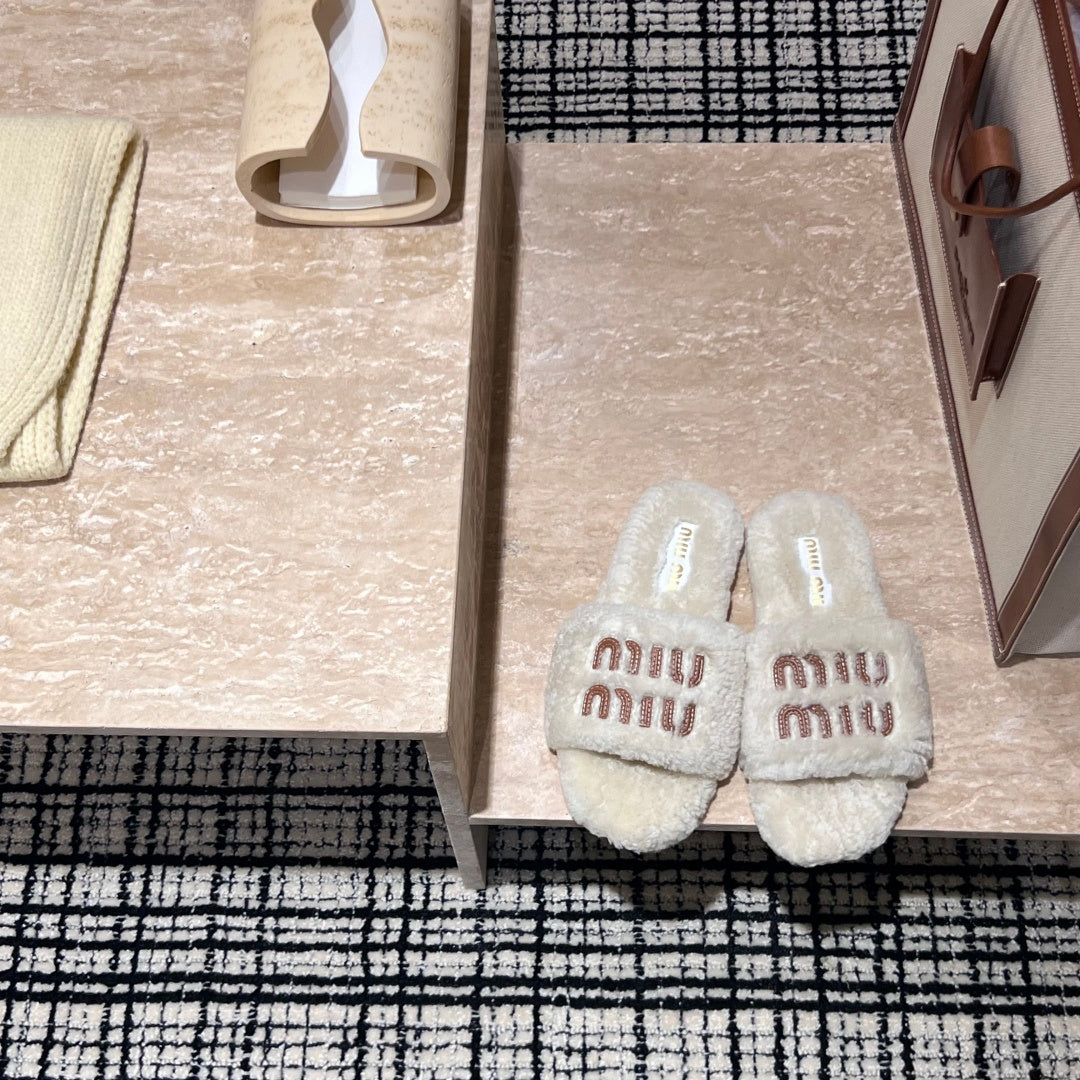 Miu New Lazy slippers