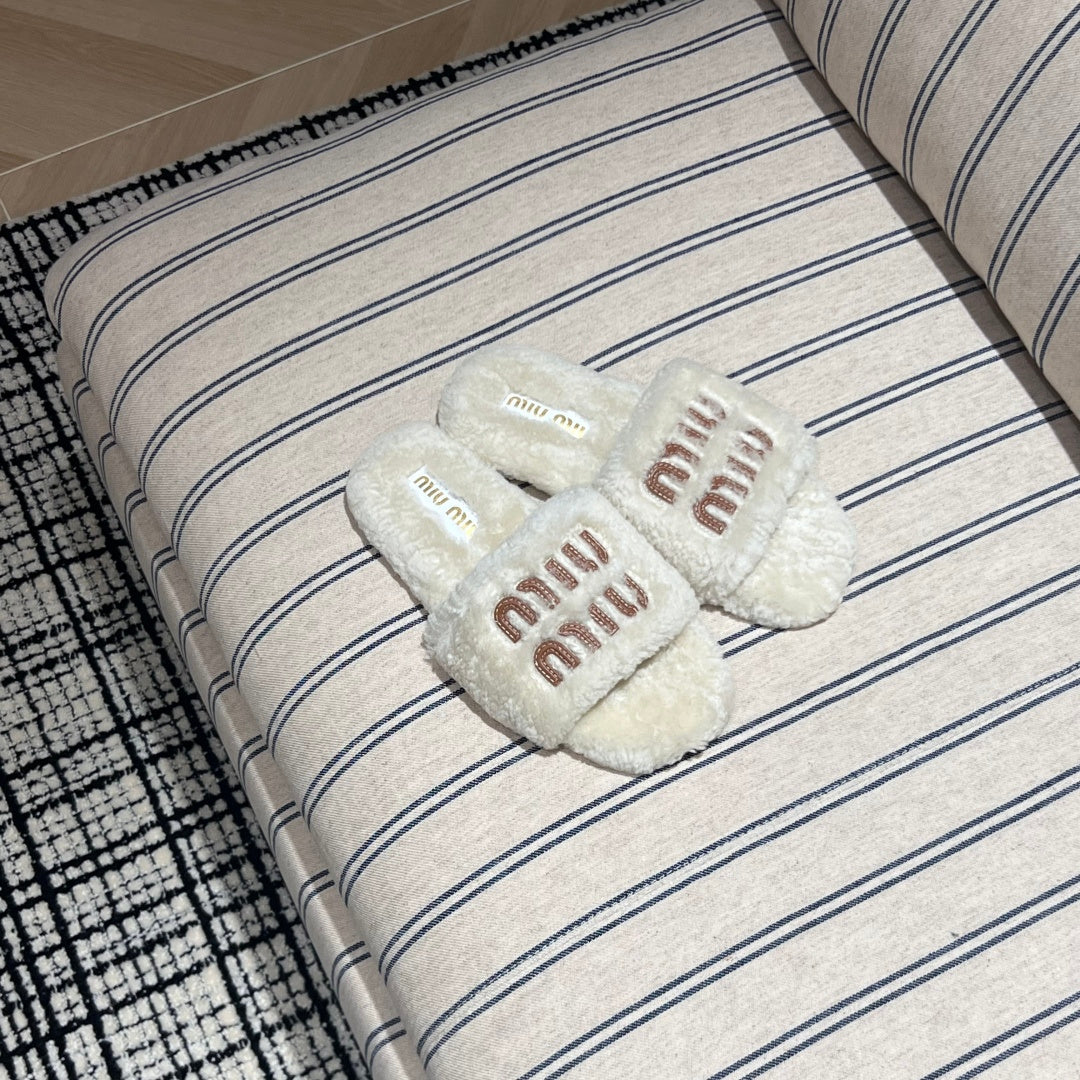 Miu New Lazy slippers