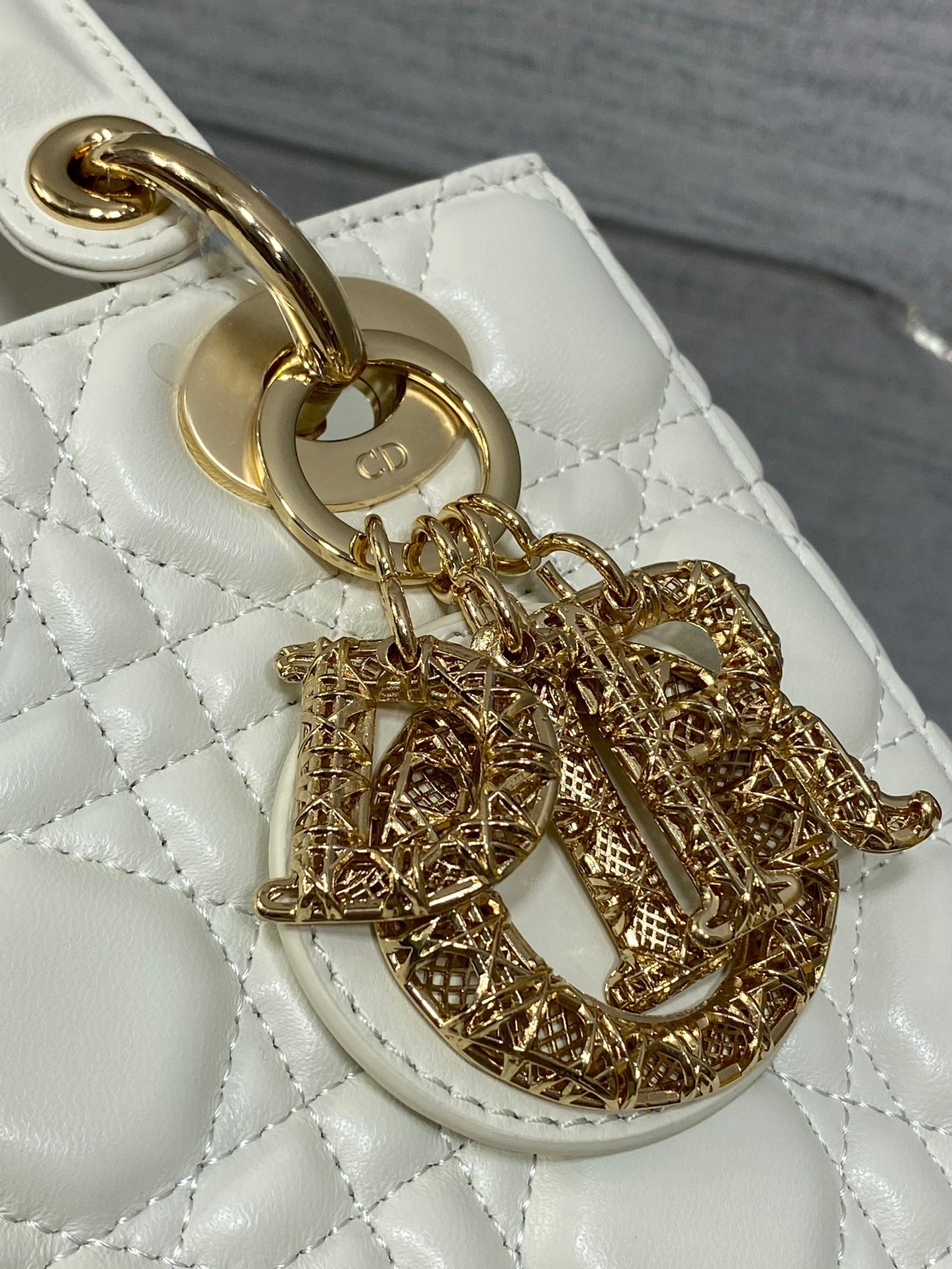 CD new product Daphne bag