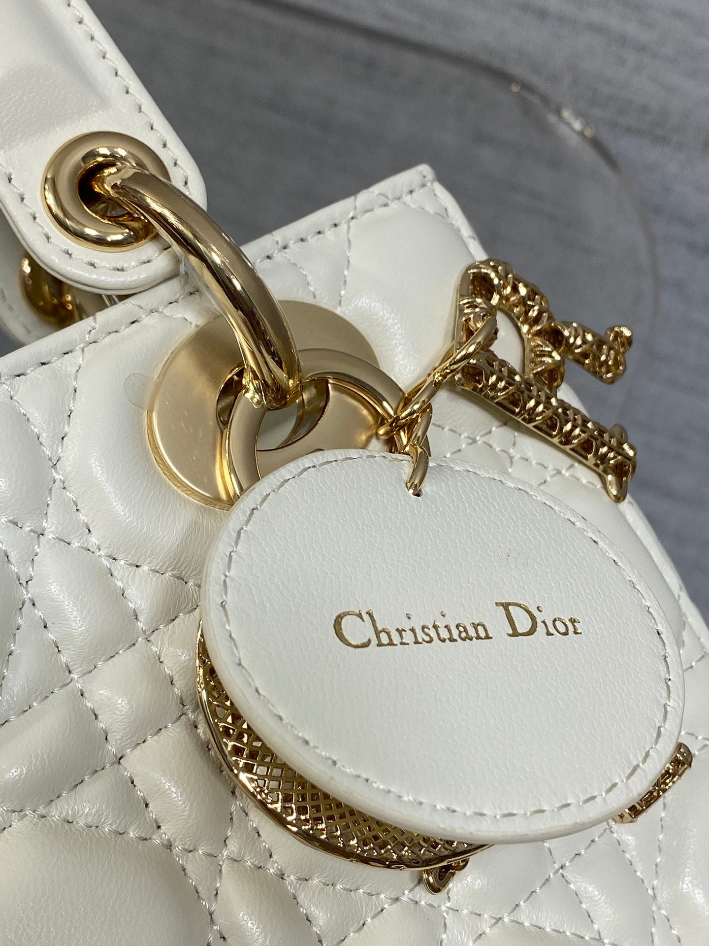 CD new product Daphne bag