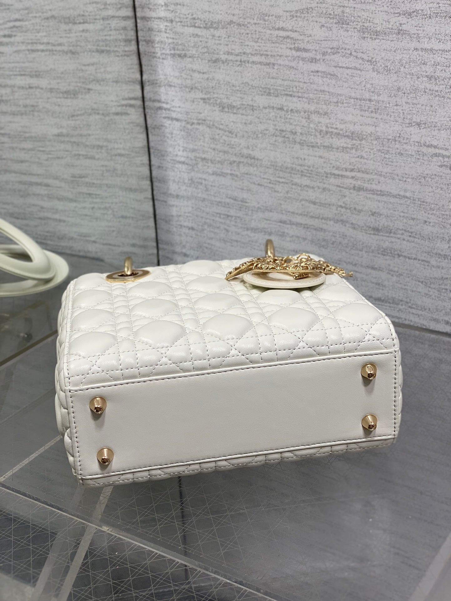 CD new product Daphne bag