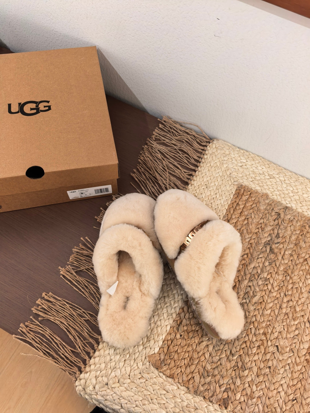 Guc New Side metal slippers