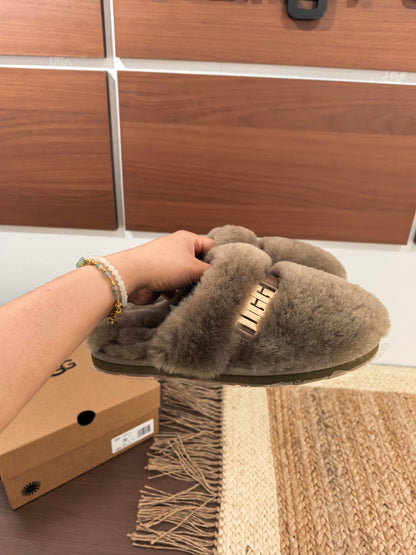 Guc New Side metal slippers