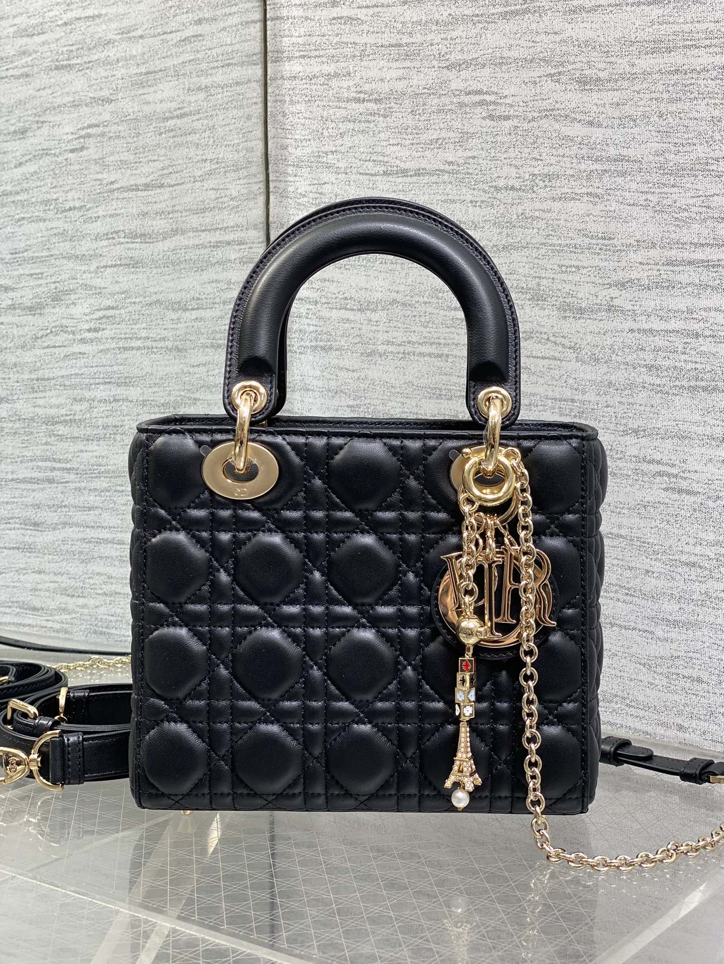 CD new product Daphne bag