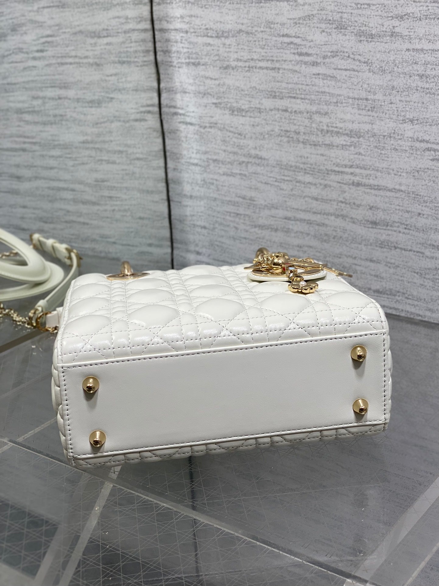 CD new product Daphne bag