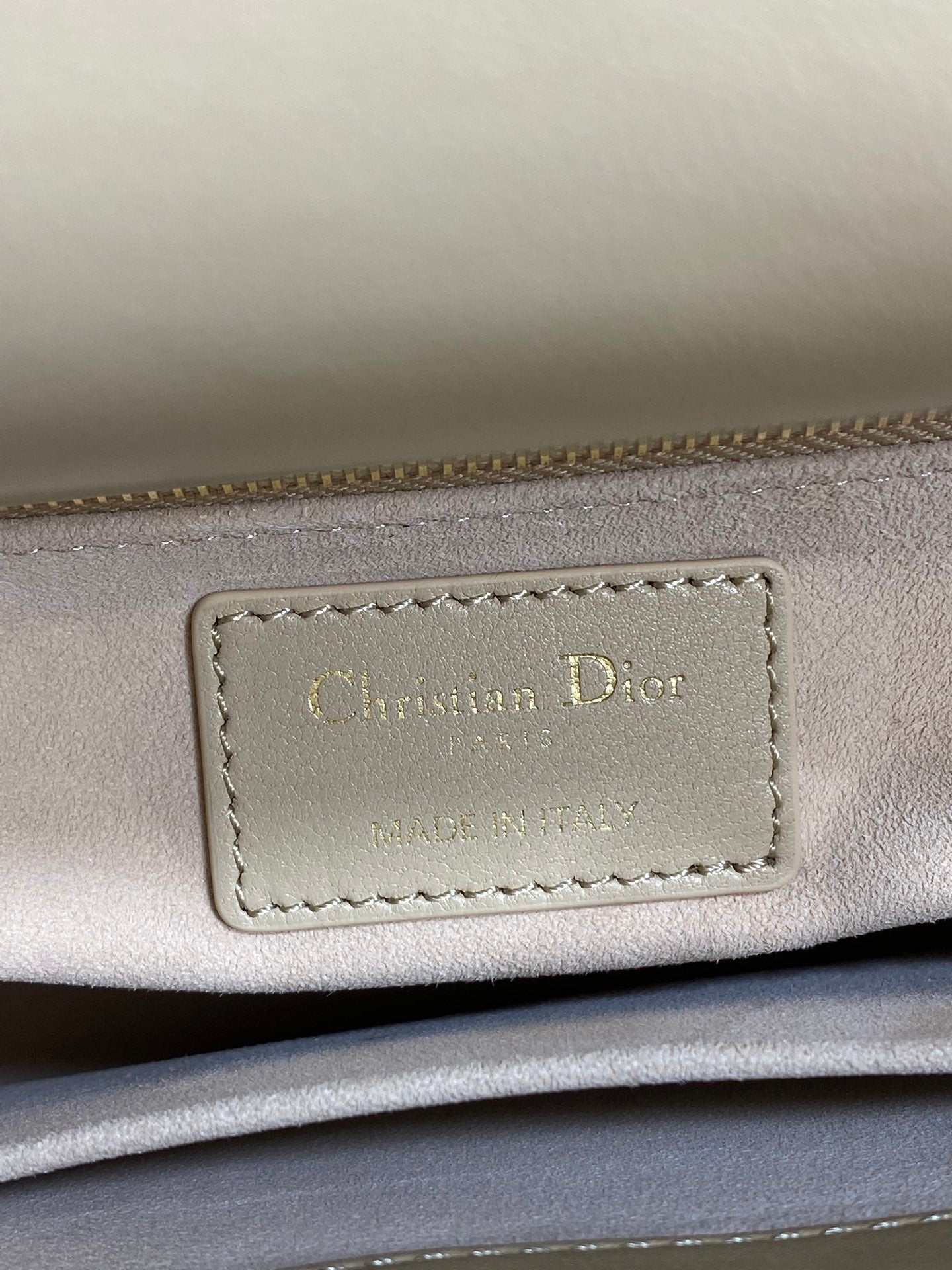 CD new product Daphne bag