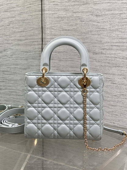 CD new product Daphne bag