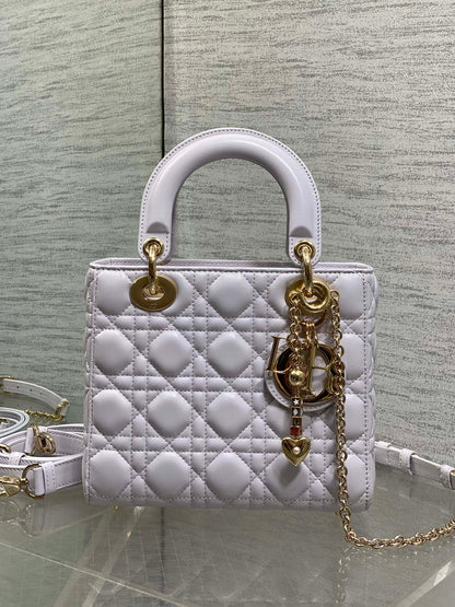 CD new product Daphne bag