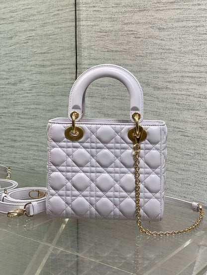 CD new product Daphne bag