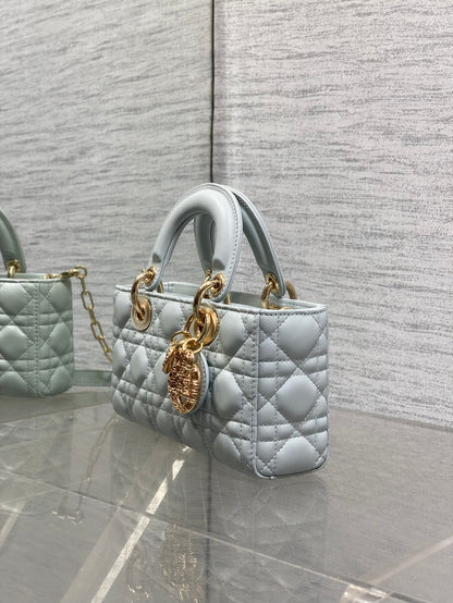 CD new product Daphne bag