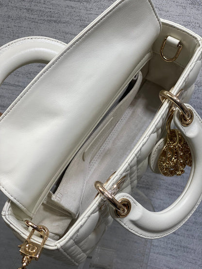 CD new product Daphne bag