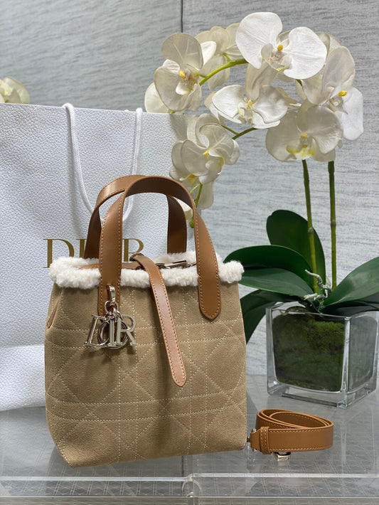 CD New Products Vertical Series Bags