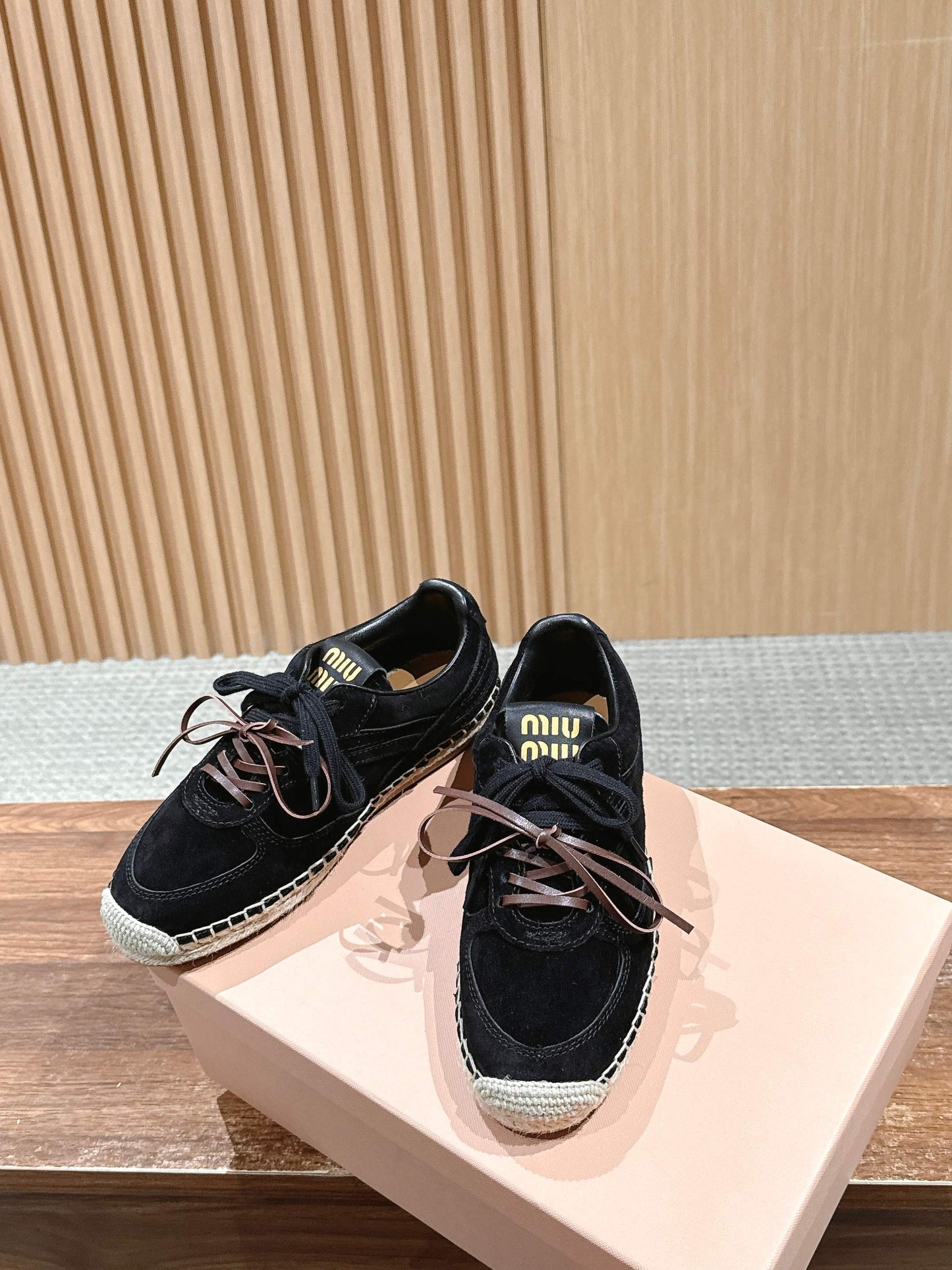 Miu New fisherman shoes