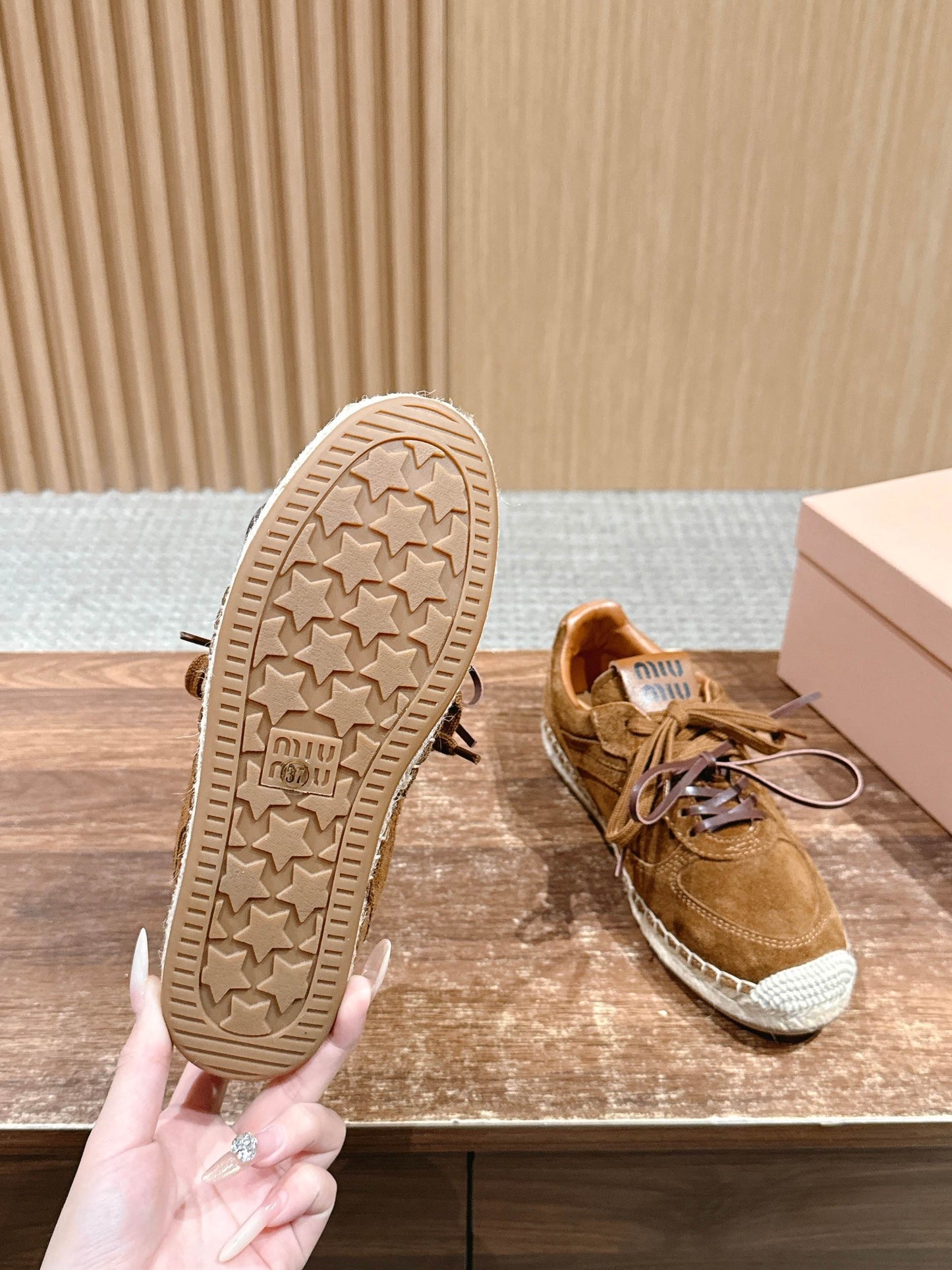 Miu New fisherman shoes