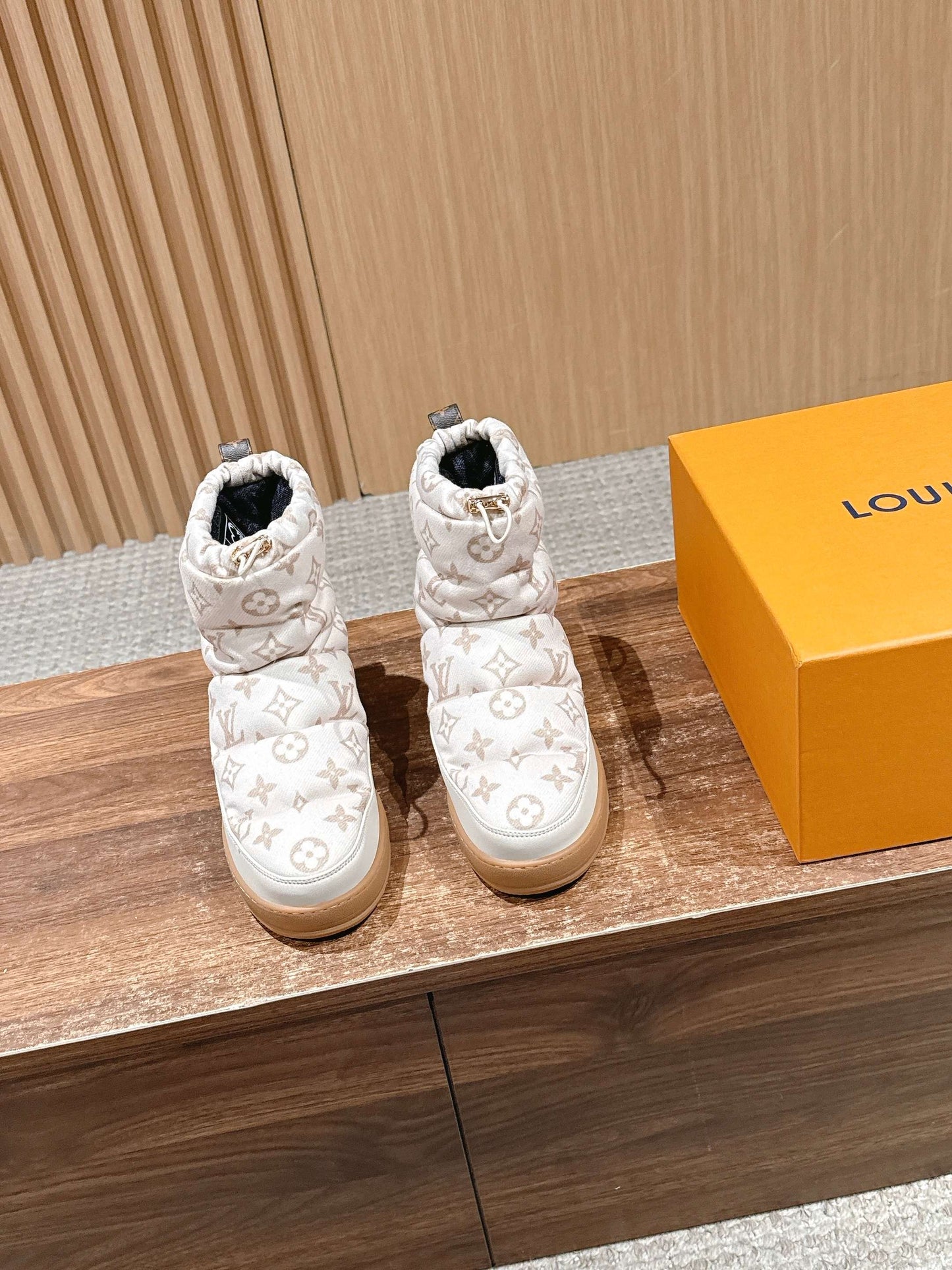 Louis New snow boots