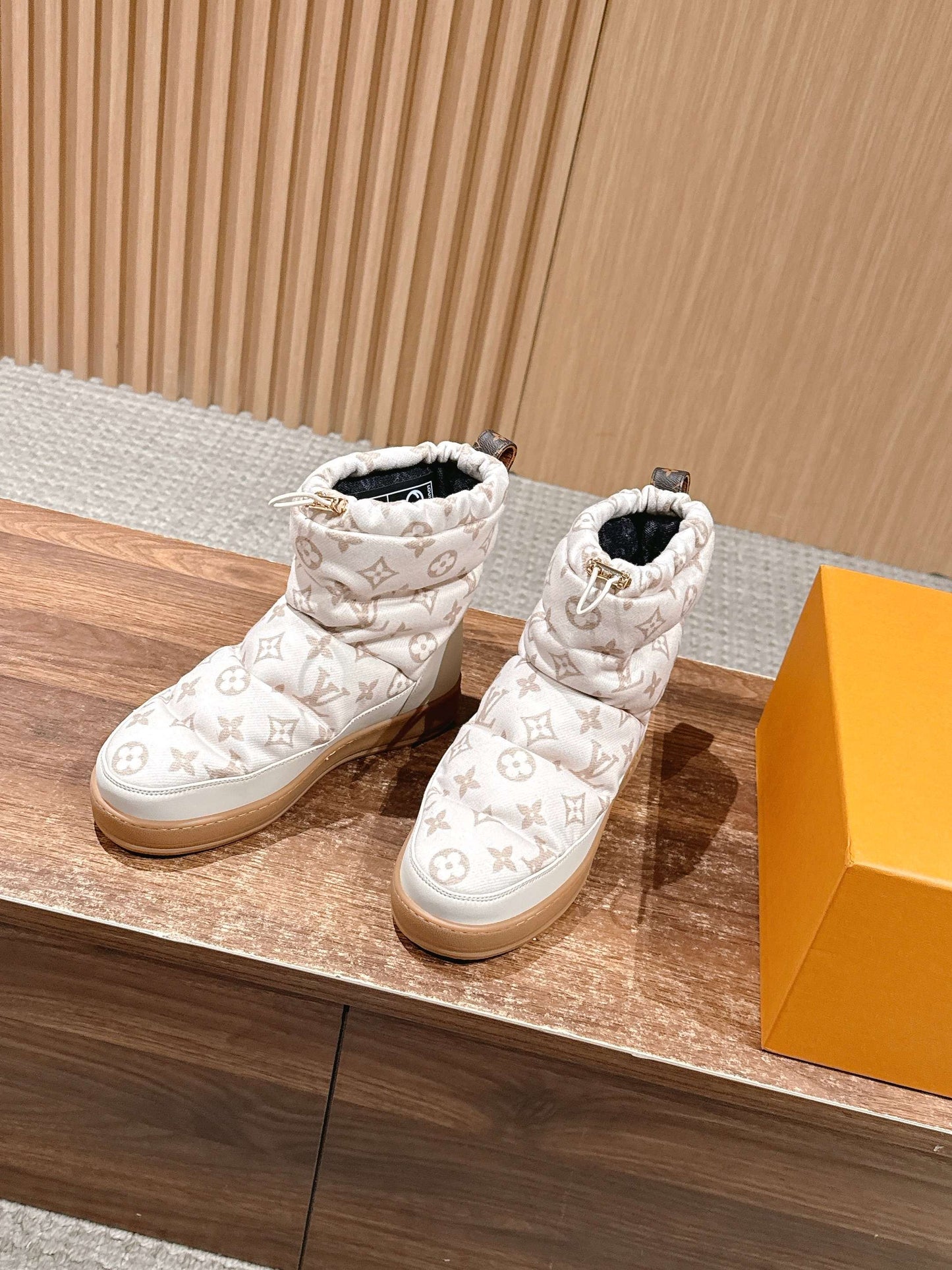 Louis New snow boots