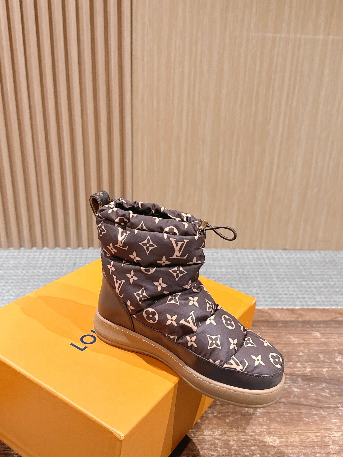 Louis New snow boots