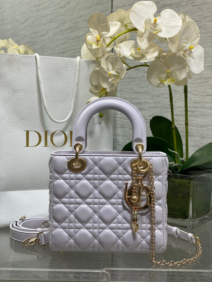 CD new product Daphne bag