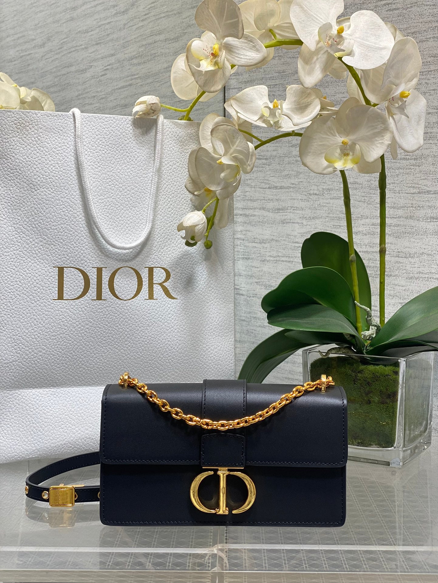 CD new product; Montaigne bag