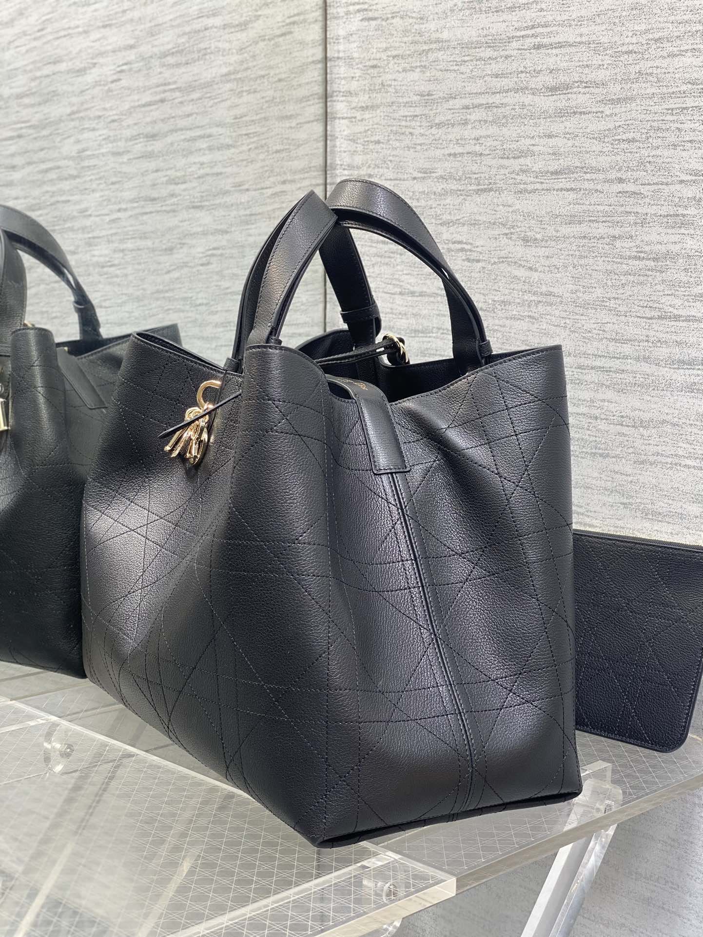 CD new product bucket bag