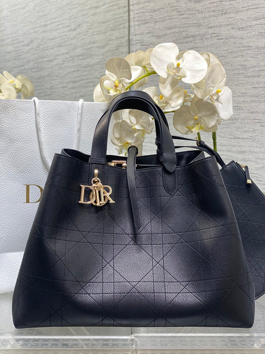 CD new product bucket bag