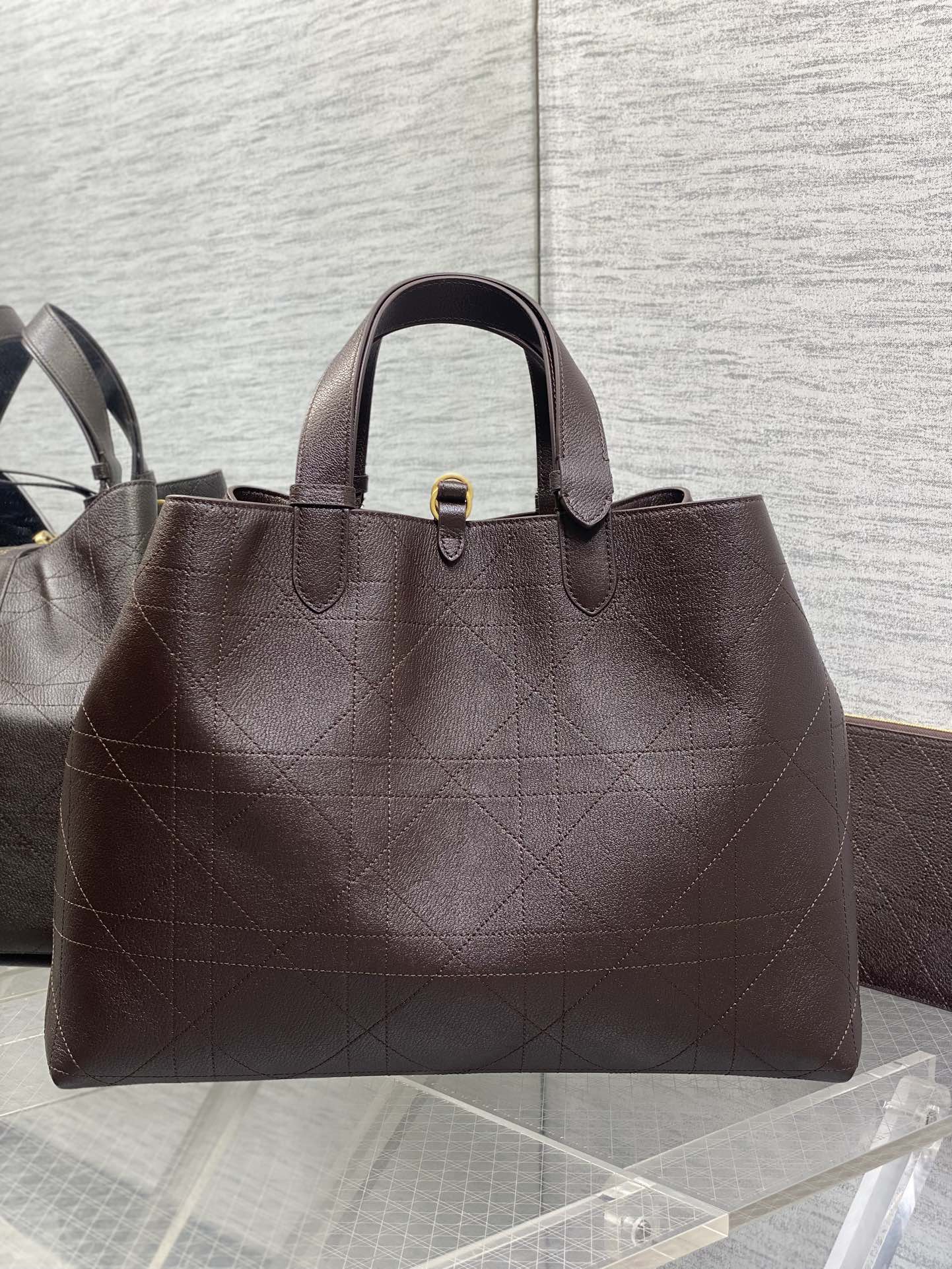 CD new product bucket bag