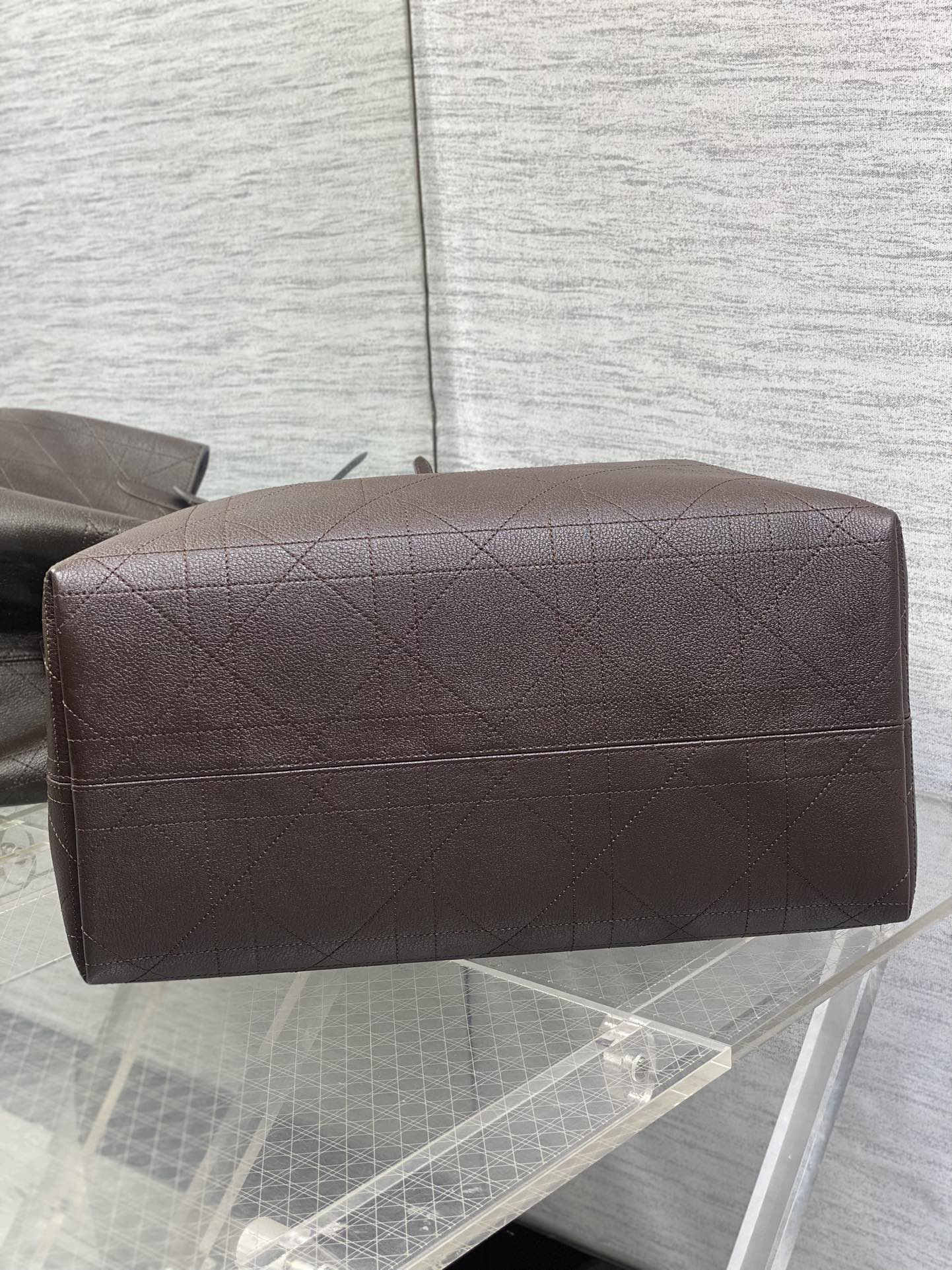 CD new product bucket bag