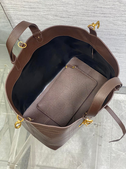 CD new product bucket bag