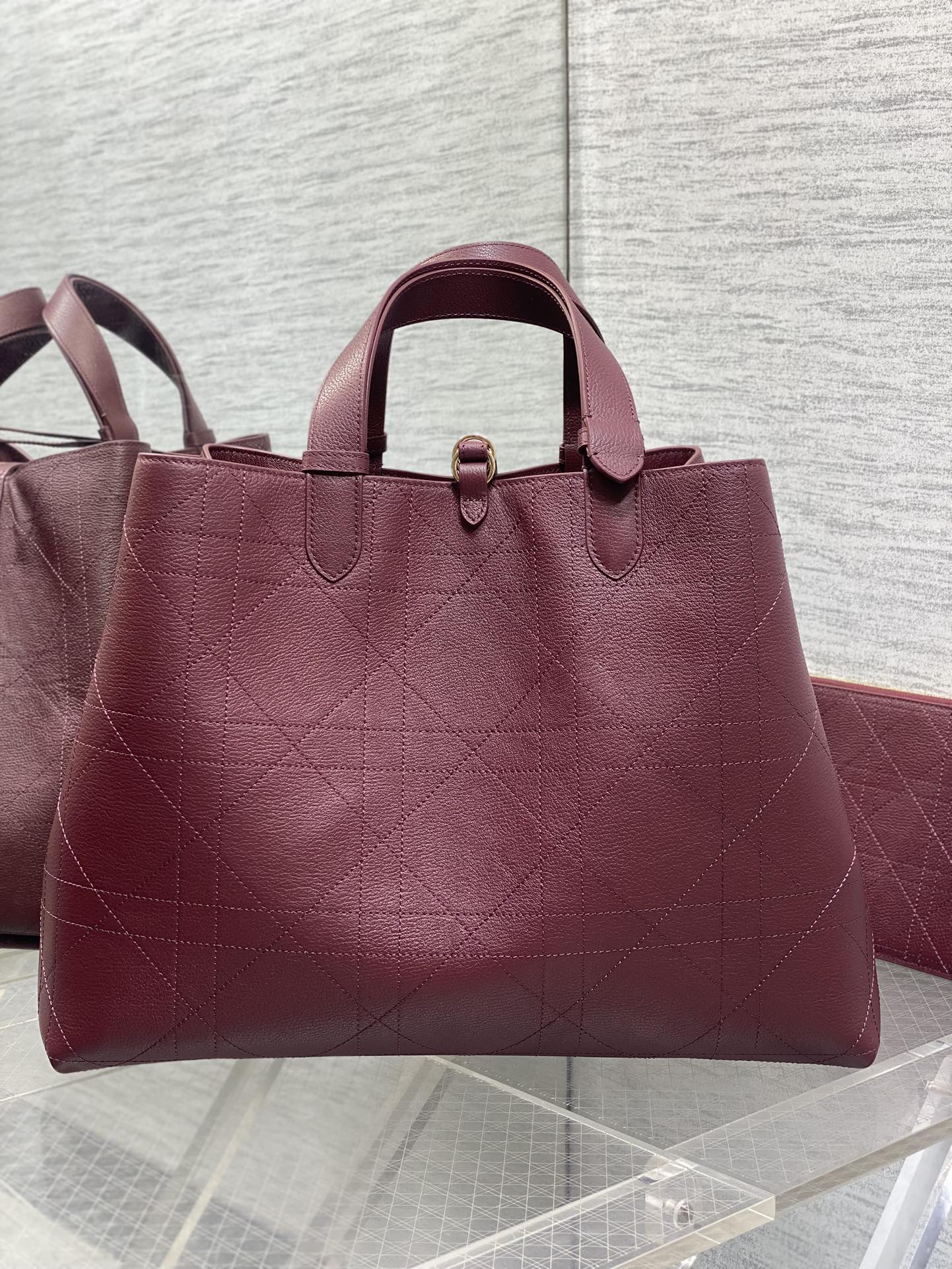 CD new product bucket bag