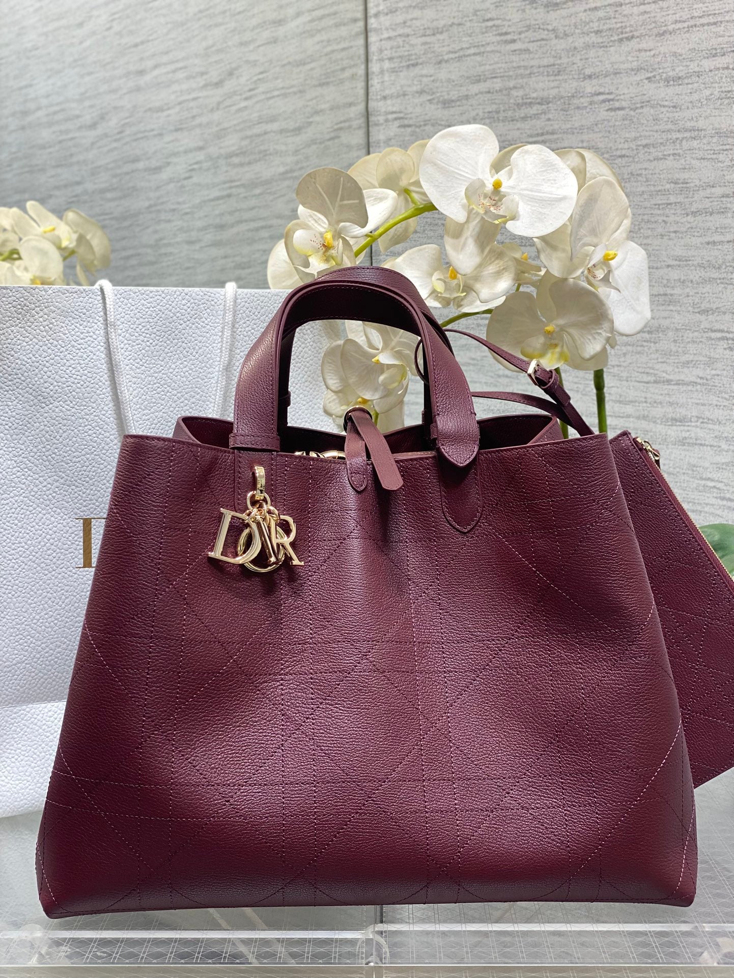 CD new product bucket bag