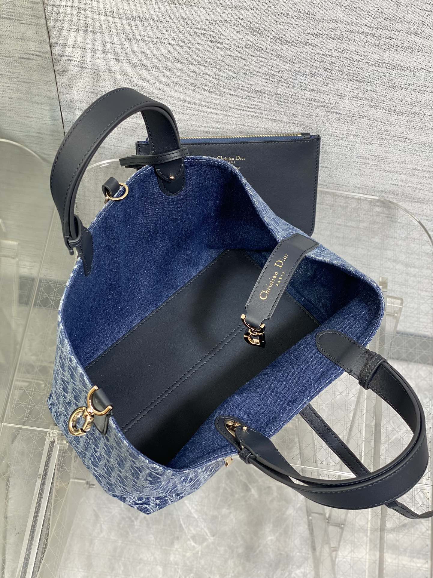 CD new handbag