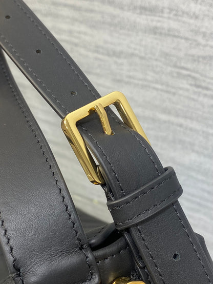 CD new single shoulder bag