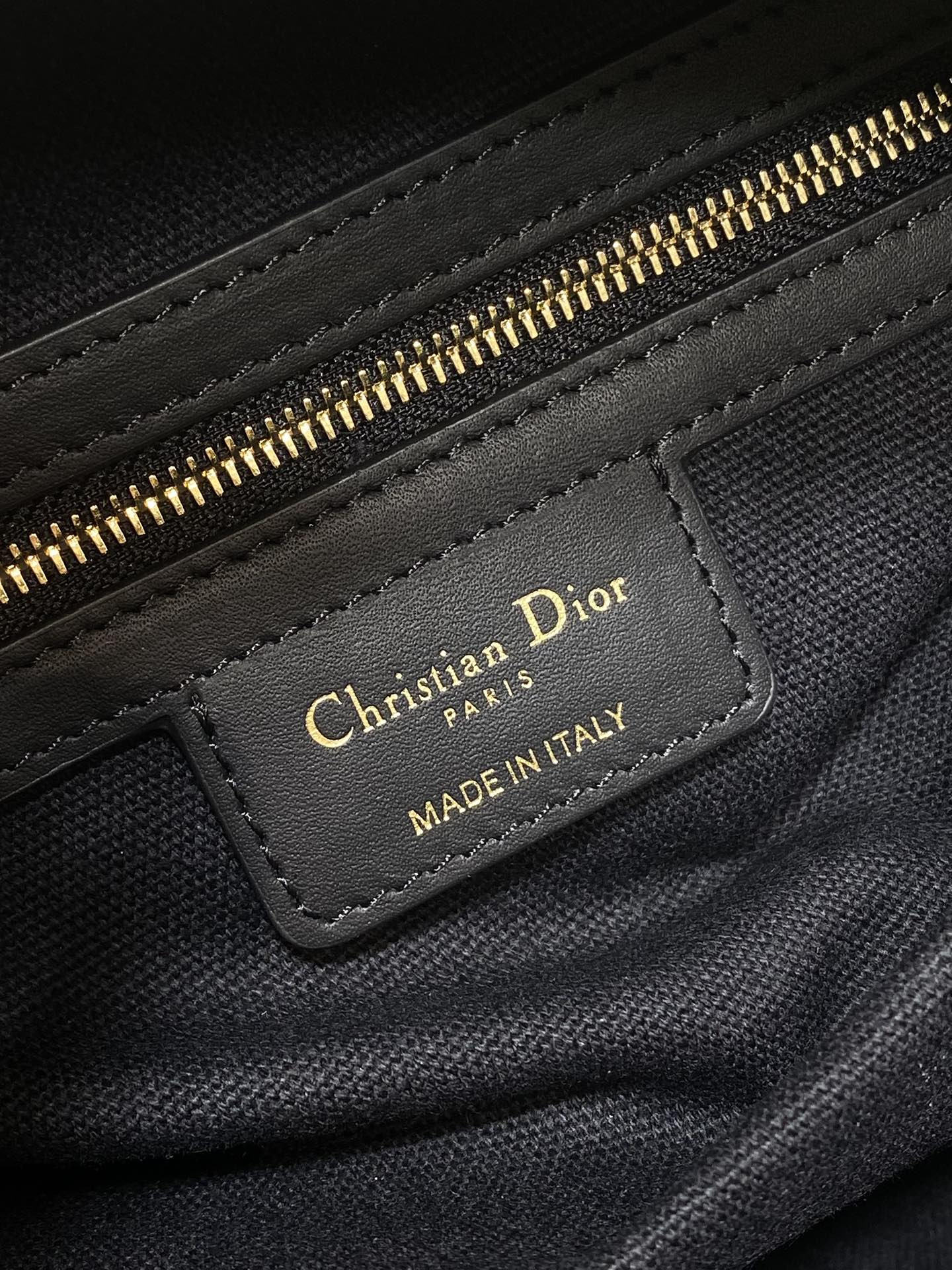 CD new single shoulder bag