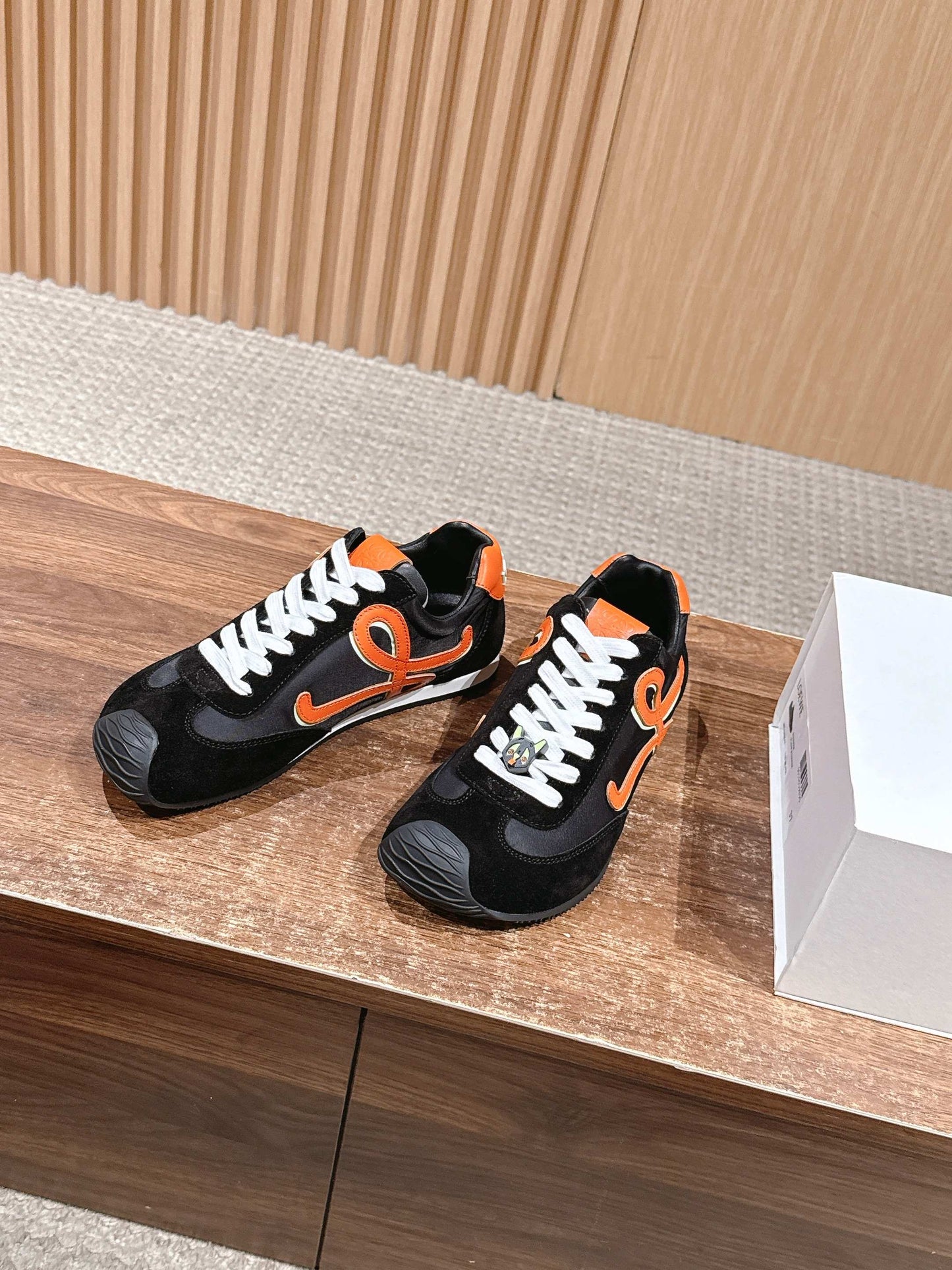 𝐋oew New sports shoes