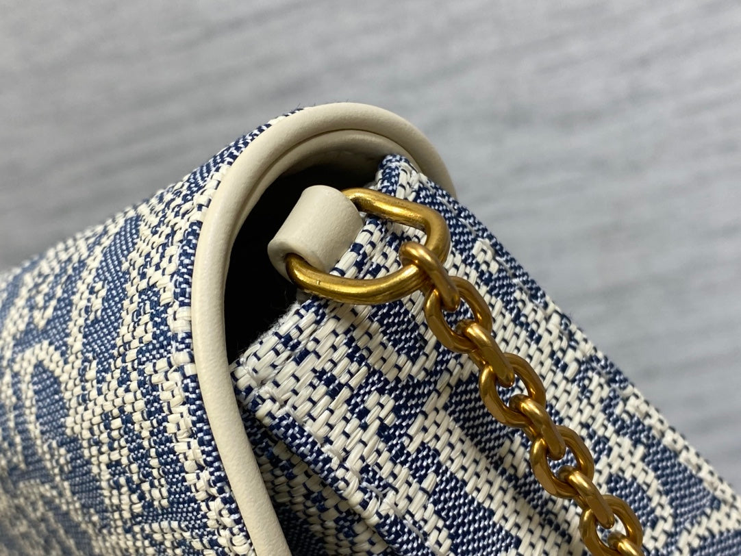 CD new single shoulder bag